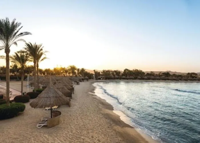 Relaxing 2 Bedroom Beachfront Apartment By Seasoul Luxury Apartments